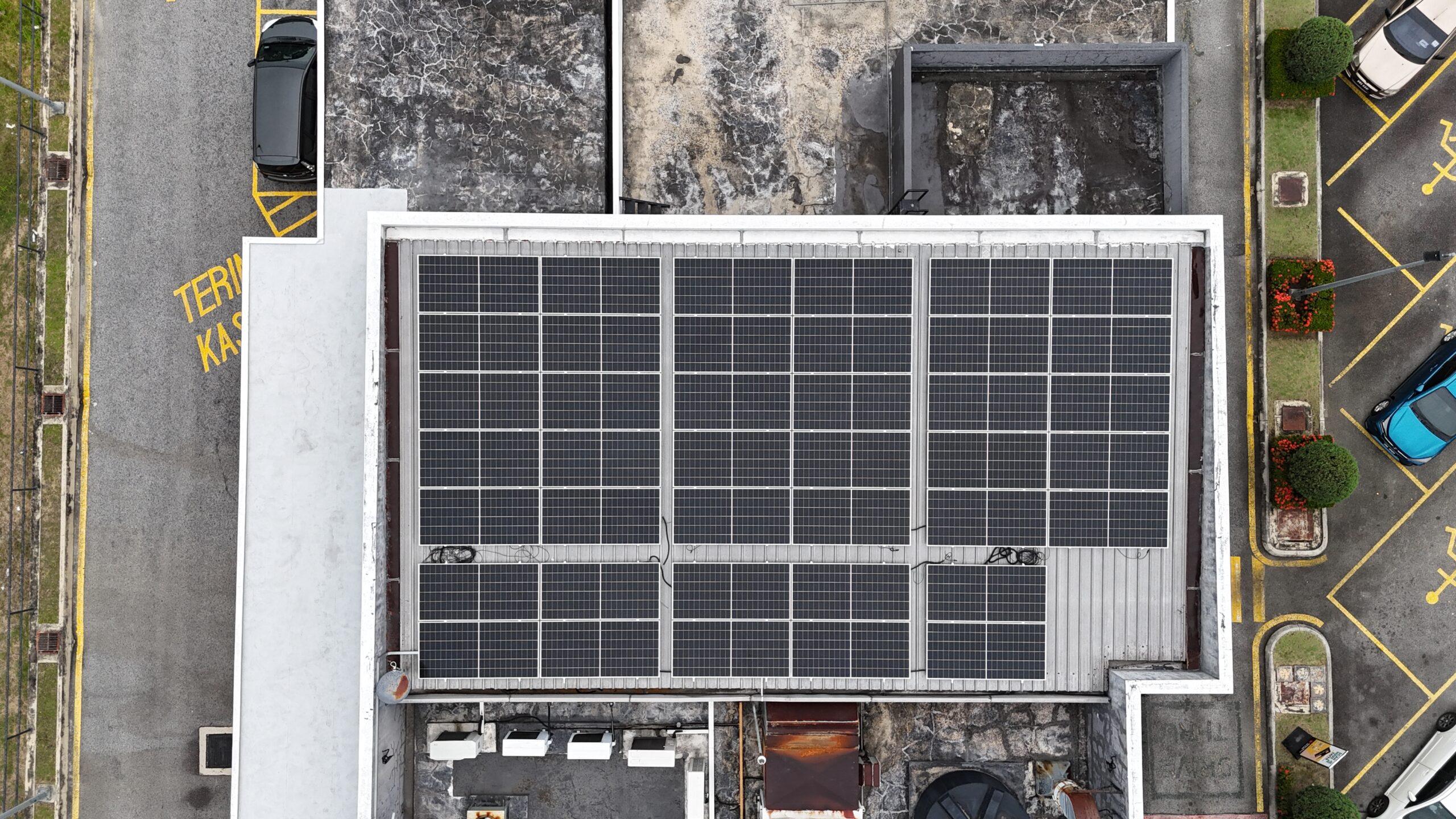 346.48kWp Roof Top Solar Power Installation